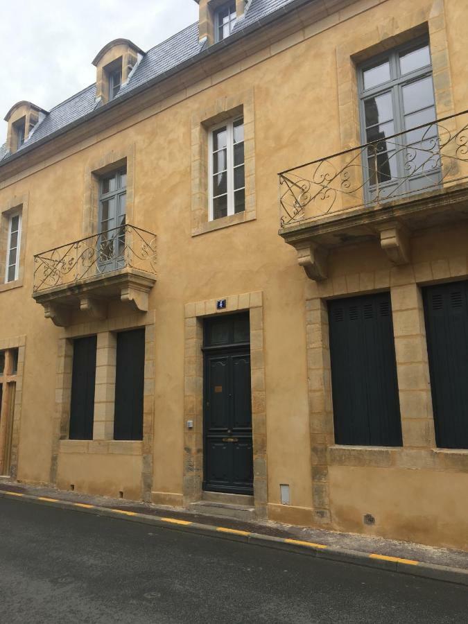 サルラ・ラ・カネダ4 Rue Jean Jauresアパートメント エクステリア 写真